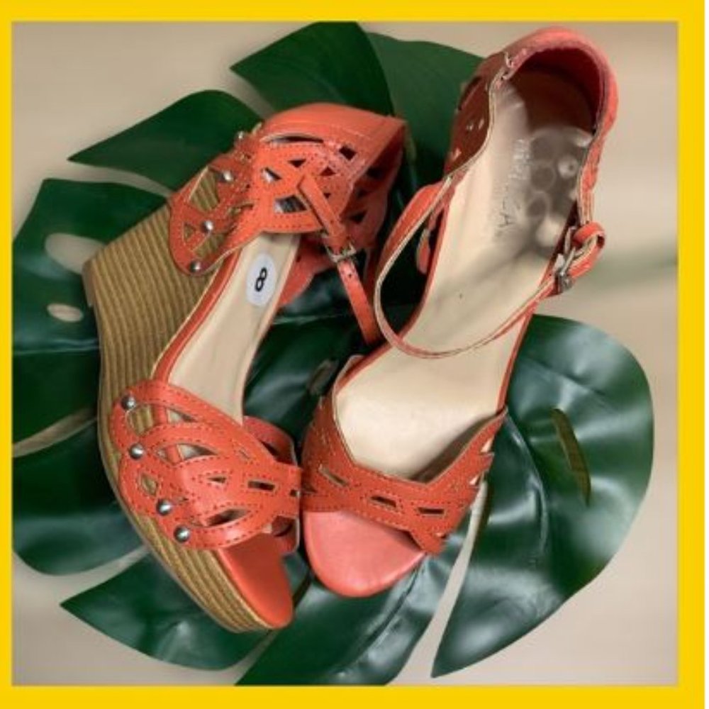Sbicca wedge heels